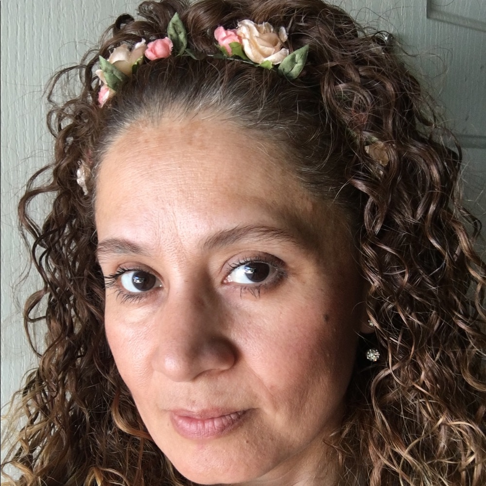 Meet your Posher, Maria